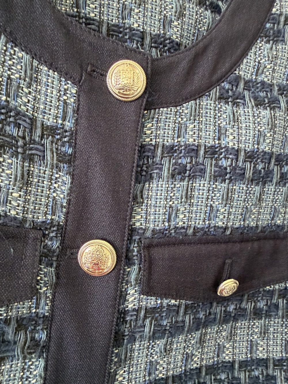 Blue Multi Tweed Lady Jacket Silver Buttons Elie Tahari Blazer Size M EUC - Picture 3 of 9